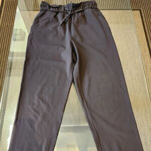 Lululemon Keep Moving Crop 23"